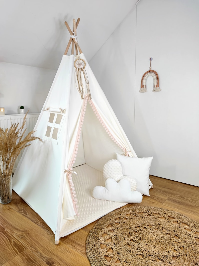 Tienda Teepee para niños en color crema, estilo, con colchoneta de algodón/MINKY de doble cara, 3 cojines,110x110x150cm y estabilizador imagen 4