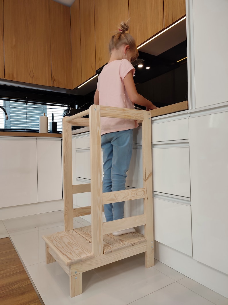 Tour d'apprentissage pour enfants en pin, 90x40x53 cm, 3 étapes, aide de cuisine Montessori en bois à 100% image 7