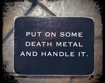 Letrero de caja de death metal