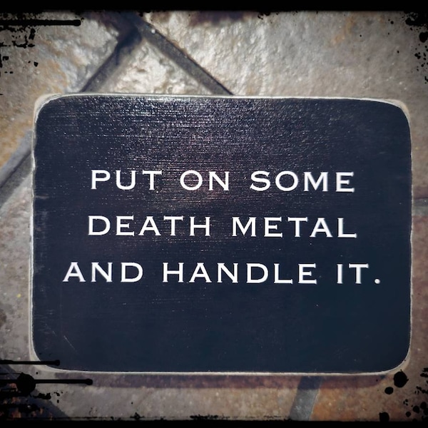 Letrero de caja de death metal