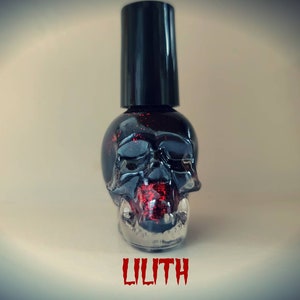 Cirage pour les griffes de Lilith