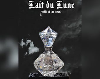 lait du Lune ( milk of the moon ) perfume