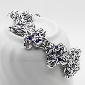 Byzantine Diamond Chainmaille Bracelet with Purple Accent