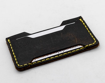 Portefeuille de poche avant minimaliste à profil mince, cuir pull-up bronzé à l’huile brune avec surpiqûres jaunes