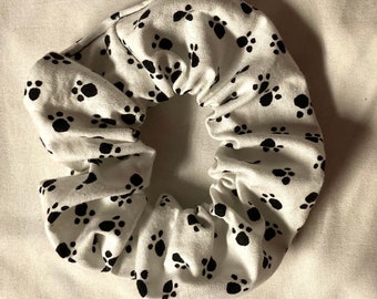 paw print scrunchie