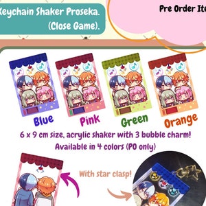 Puede incluir: Cuatro encantos de agitador de llavero de acrílico de colores con personajes de anime. Cada agitador mide 6 por 9 centímetros y tiene tres encantos de burbujas. La parte posterior del llavero tiene un cierre de estrella y un diseño de dos personajes de anime.