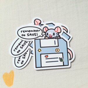 N'oubliez pas d'ÉCONOMISER ! autocollant de rat | Brillant | Pour les amateurs de rats, les artistes et plus encore !