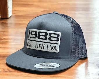 Gorra de camionero con parche de cuero de fibra de carbono grabado a láser personalizado