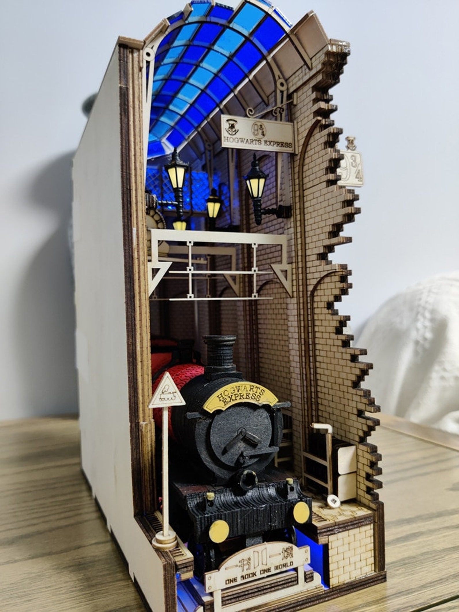 diagon alley bookend diagon alley bookend