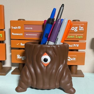 Maplestory Stump Pencil Holder