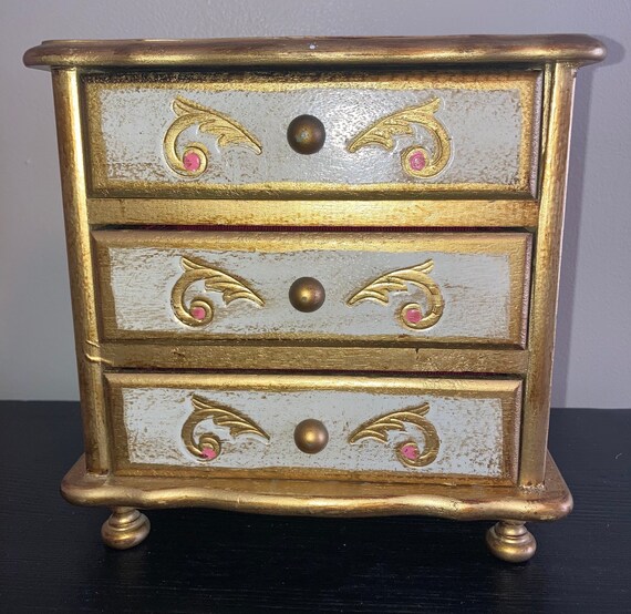 Vintage Florentine Gold Jewelry box Gem