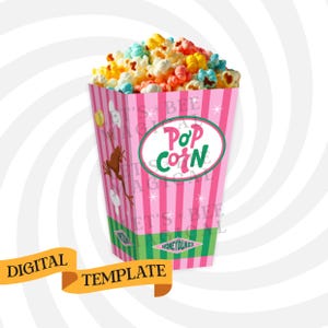 Puede incluir: Un recipiente de palomitas de maíz rosa con rayas verticales, lleno de palomitas de maíz de colores. El recipiente tiene las palabras "Pop Corn" en un óvalo verde y blanco, y un gráfico de rana marrón. Las palabras "Digital Template" están en una pancarta.