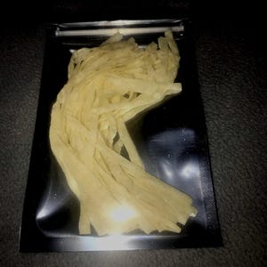 Sugar Glider Fish Stick Sample
