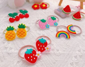 Set aus 2 weichen Silikon-Haargummis mit Sommerfrüchten für Babys, Kleinkinder, süße Haargummis mit Erdbeeren und Blumen, niedliche Haargummis für Kleinkinder, Geschenk für Mädchen
