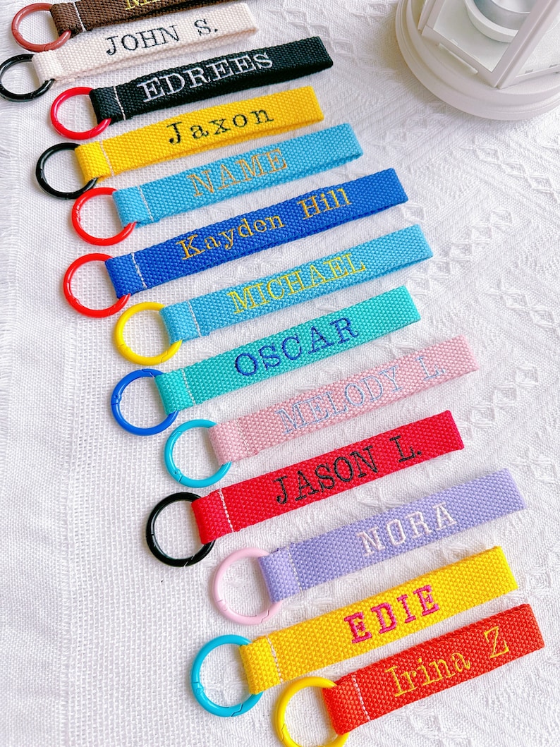 school-bag-name-tag-sports-team-keychain-boy-birthday-gift-boys-name