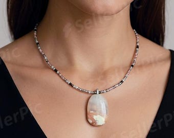 Flower Agate and Glass Seed Bead Necklace – Growth, Calm & Natural Beauty