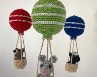 Mobile hot air balloon aircraft crocheted