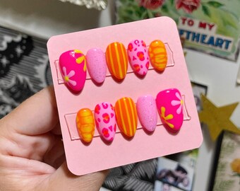 FABRIQUÉ sur commande - été 2000 - Peint à la main Gel Flower Power mignon imprimé léopard estival presse sur les ongles de jabot à mort