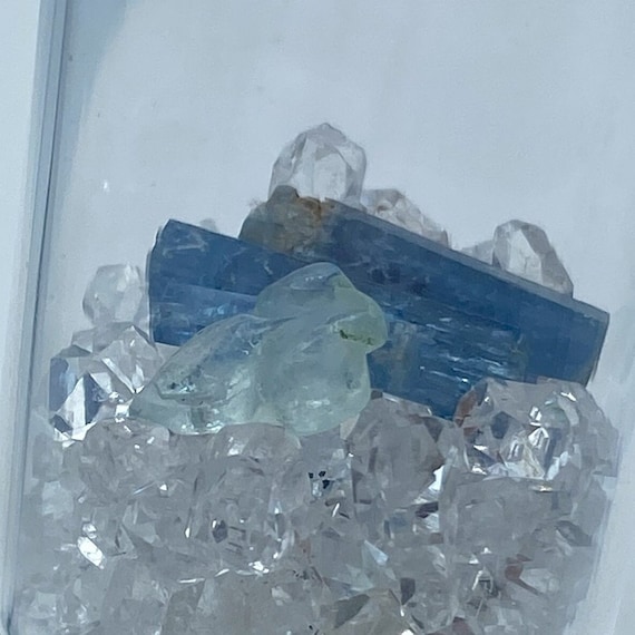 Aquamarine Gem Jar