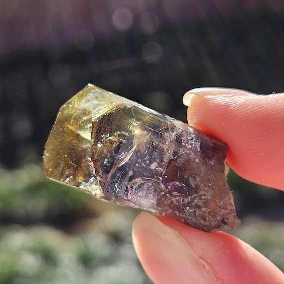 Rare Pleochroic Sunset Tanzanite (12.83 grams)