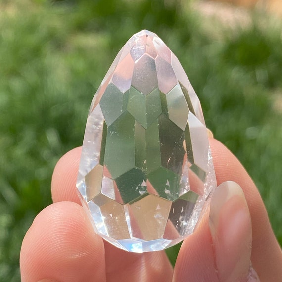 Fantasy Quartz Egg Carving (28 grams)