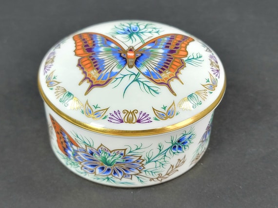 Royal crown derby bone - Gem
