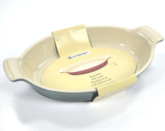 Le Creuset Stoneware Heritage Au Gratin Oval Bake Dish 11" / 1.7qt color ~ OCEAN