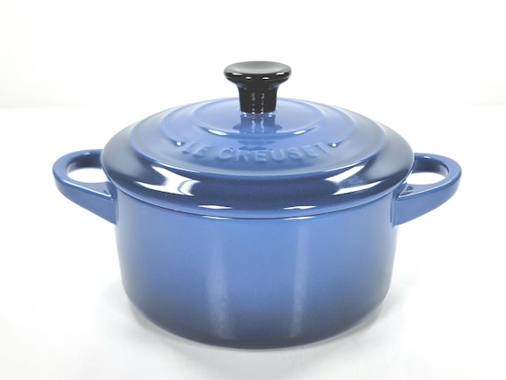 LE CREUSET ブルー 14cm Le Creuset Stoneware Large 14cm Mini Cocotte 700ml / 24oz NIB