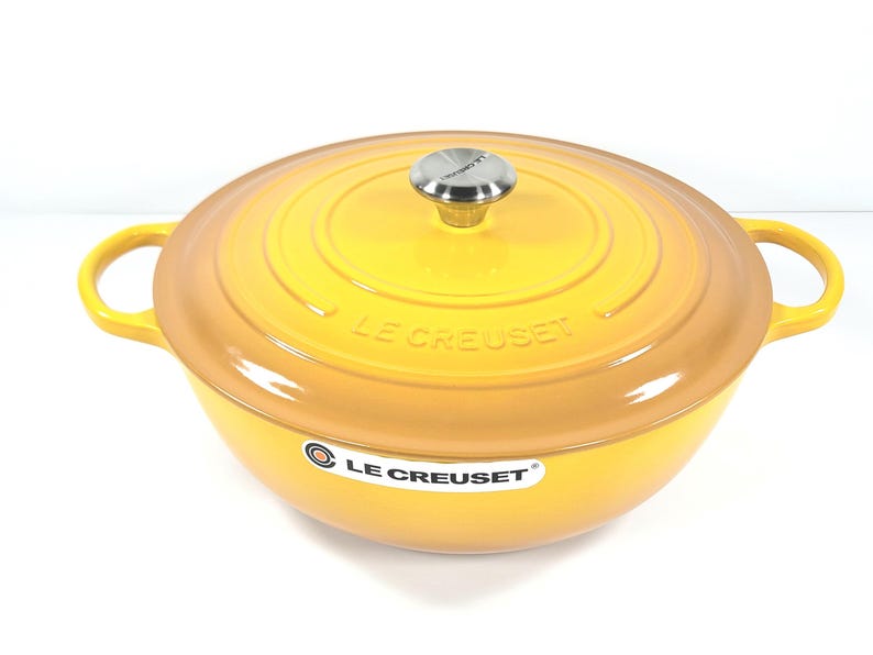 Le Creuset 7.25 Qt. Round Signature Dutch Oven - Thumbnail 3