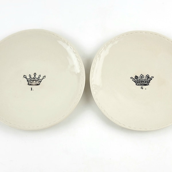 RAE DUNN Boutique Crown 6" Bread & Butter Plates ~ Plates 1 and 4