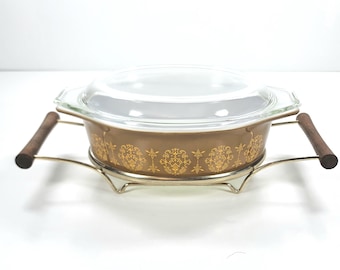 Pyrex 043 Regency Promo Oval Casserole Dish 1-1/2Qt with Lid & Cradle Stand