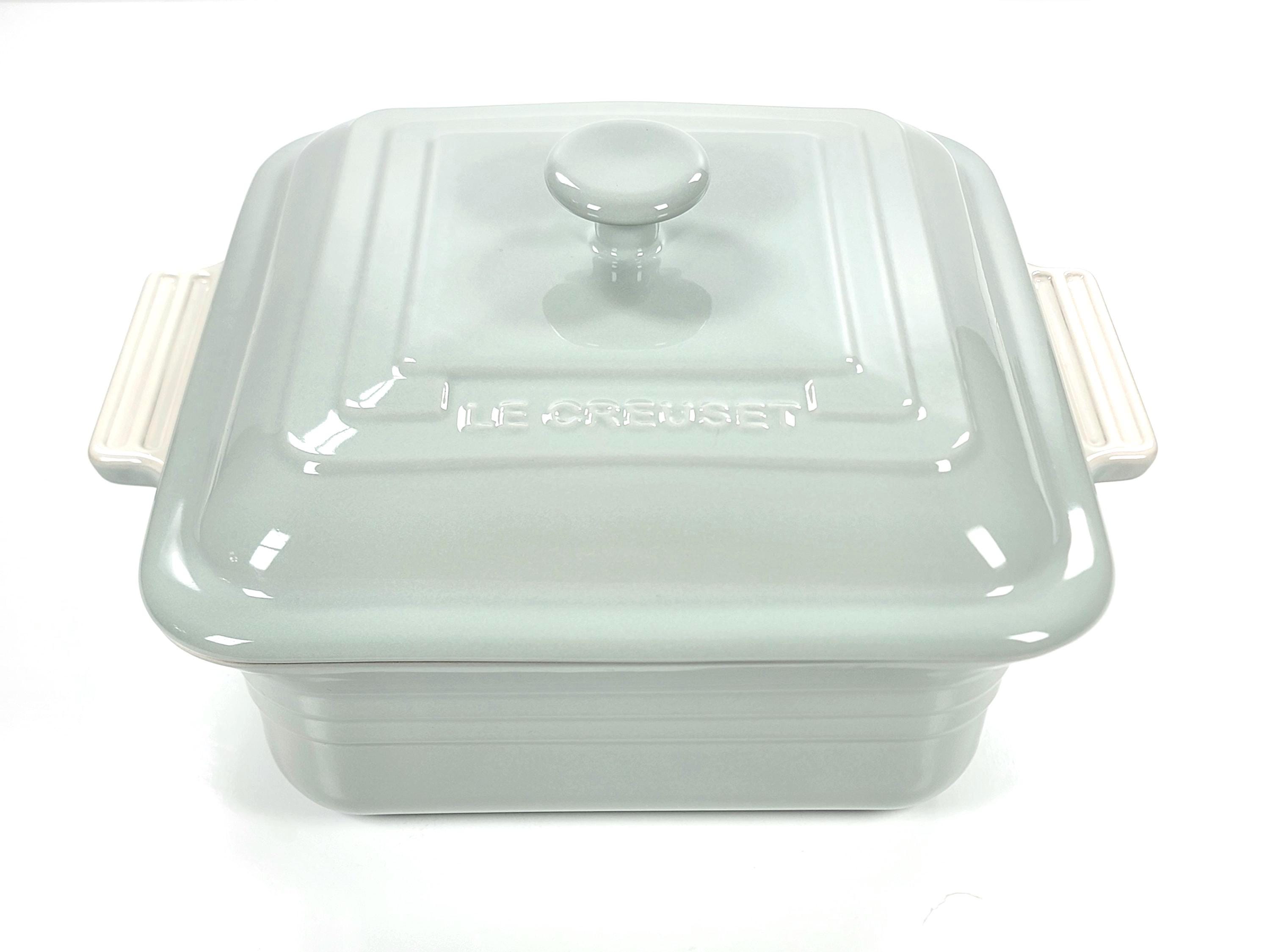 Le Creuset Stoneware Classic Square Baking Dish 23cm / 3L With Lid