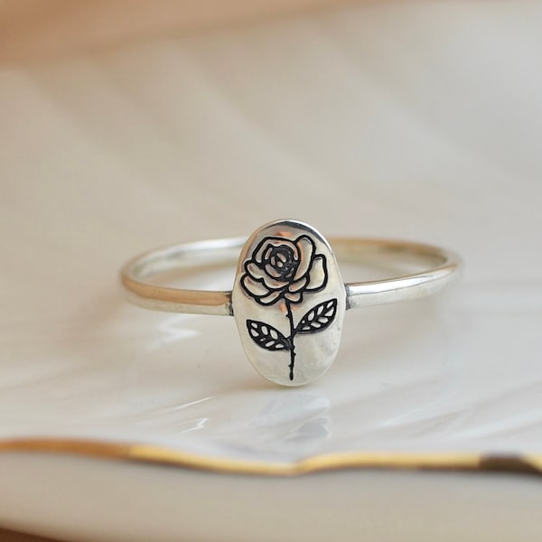 Engraved Silver Rose Flower Oval Ring, rose ring for her, 925 sterling silver, flower stacking ring, cute flower ring