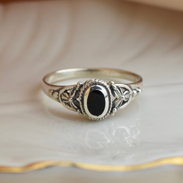 Black Onyx Stone Sterling Silver Ring, stone ring, genuine black onyx, everyday rings, gemstone, stacking stone ring, sterling silver rings