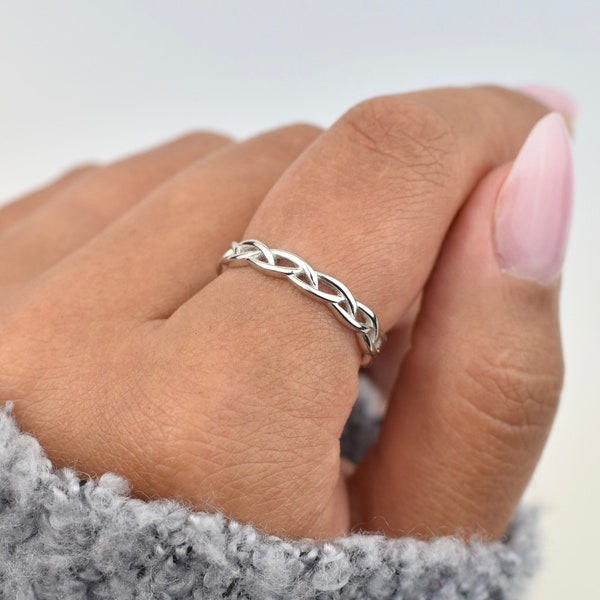 Celtic Braid Sterling Silver Ring, stackable rings for women, silver band ring, stackable rings, silver braid ring, thin band, ring for her