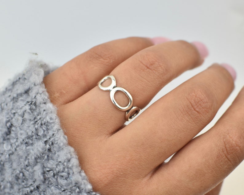 Silver Bubble Thumb Ring, sterling silver rings, thumb ring for women, open circle silver ring, bold silver rings, trendy rings for women image 2