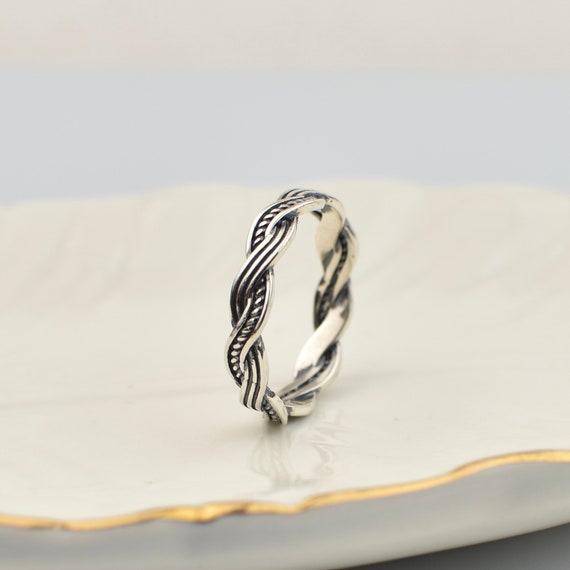 Intertwined silver best sale rings