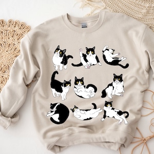 Tuxedo Cat Sweatshirt, Black Cat Sweatshirt for Women, Black Cat Sweater, Black and White Cat, Black White Cat, Tuxedo Cat Print, Cat Mom
