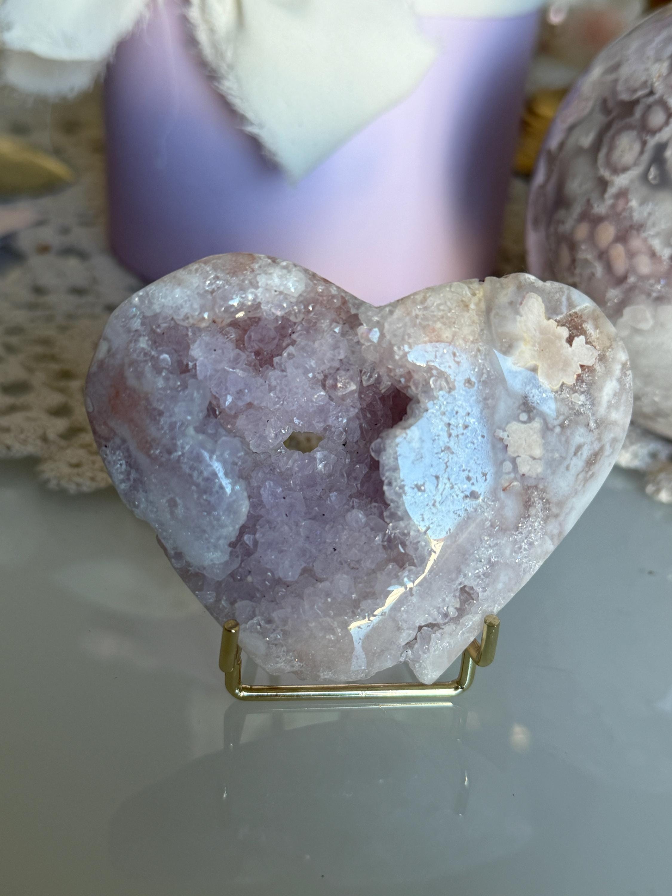 フラワーアゲートのドゥルージーハートとスタンド：ピンクアメジストの