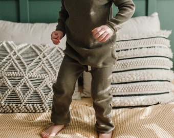 organic cotton waffle jogger outfit | sustainable set for baby toddler kids