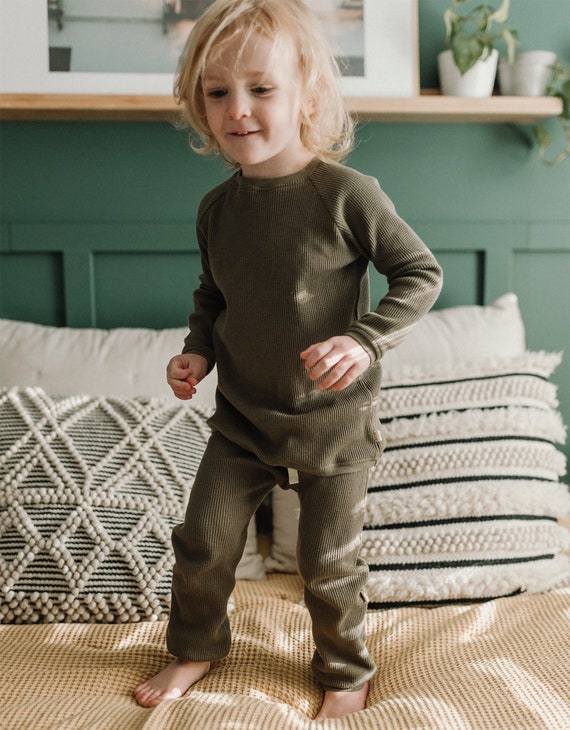 Sustainable jogger set new arrivals