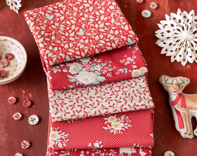 Tilda Merry Little Christmas Fat Quarter Bundle 5 Pieces 20" X 22" Red ...