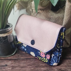 Geldbeutel Portemonnaie Blumenmuster vegan Geldbörse rosa blau gemustert unisex