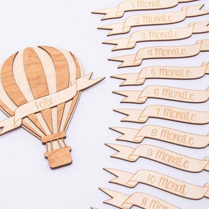 Ma première année / Jalons bébé en bois personnalisés / Ballon carte jalon avec nom et 12 mois / Jalons bébé