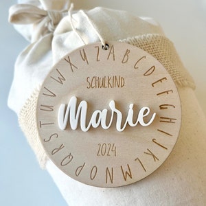 Gift tag sugar bag / name tag school enrollment 2024 / sugar bag tag made of wood with name, different colors and shapes