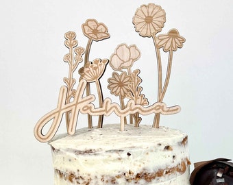 Décoration de gâteau en bois avec fleurs sauvages / décoration de gâteau en bois pour gâteaux d'anniversaire ou autres occasions - avec nom de décoration de gâteau ou juste des fleurs.