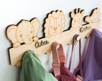 Coat rack with animal motifs for children - can be assembled with 1 to 5 hooks - with choice of animal motifs and a name per hook