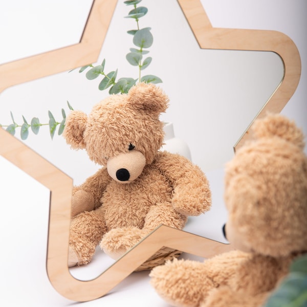 Gift for children: children's mirror shatterproof with name star / gift for a child's birthday / star mirror / mirror star