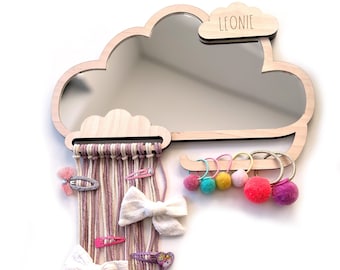 Idea de regalo para un niño: Espejo infantil con forma de nube y nombre, con soporte para pinzas o gomas para el pelo, irrompible.