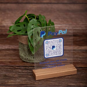 Paypal me Aufsteller aus Acryl mit Holzsockel